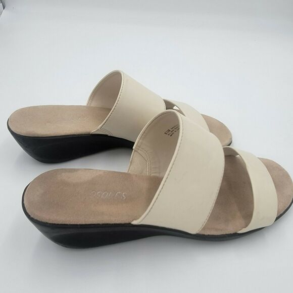 Aerosoles Size 8.5 Cream Badazzle Double Strap Slip-On Wedge Sandals Comfort - Picture 3 of 9